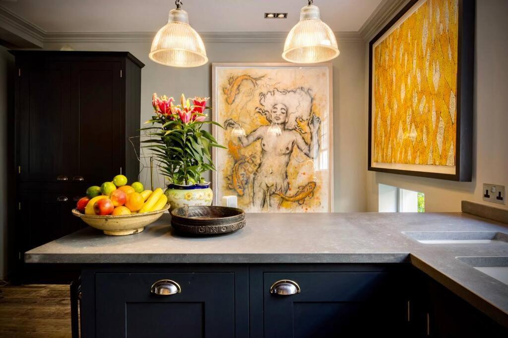 Kings Cross, Self-Contained House & Private Garden Villa London Bagian luar foto