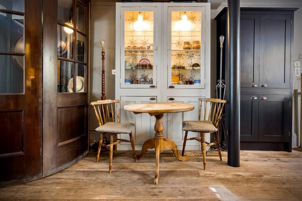 Kings Cross, Self-Contained House & Private Garden Villa London Bagian luar foto