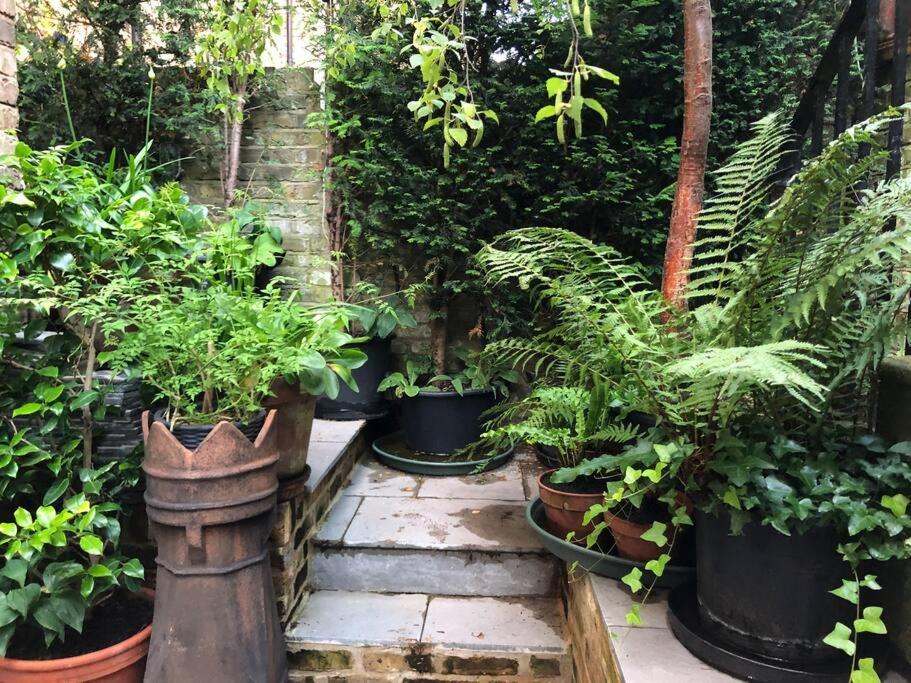 Kings Cross, Self-Contained House & Private Garden Villa London Bagian luar foto