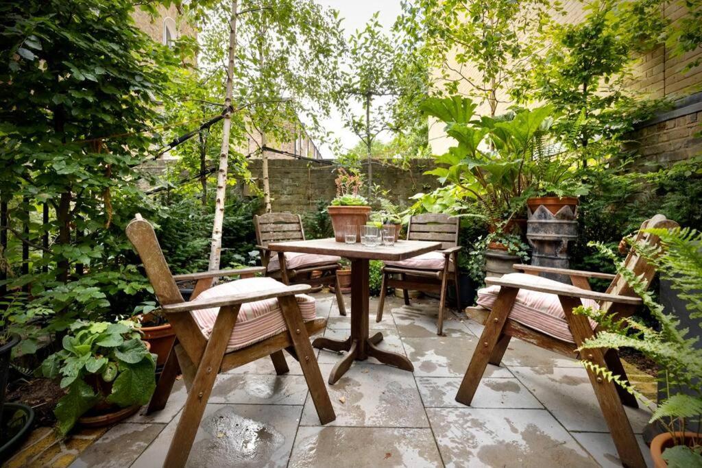 Kings Cross, Self-Contained House & Private Garden Villa London Bagian luar foto